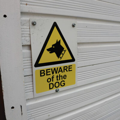 5 tips to use safety and security signs effectively