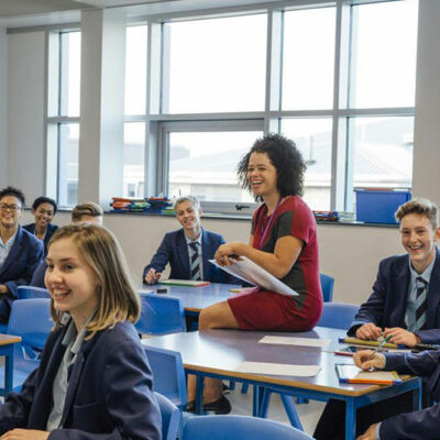 Best online colleges for pursuing e-commerce courses